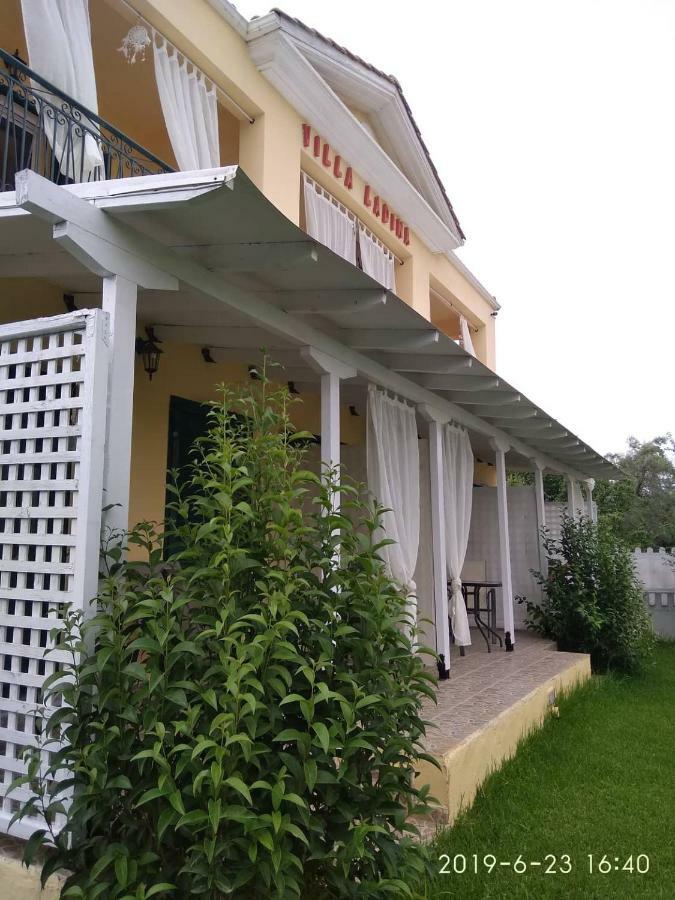 Villa Ladina Lygia  Buitenkant foto